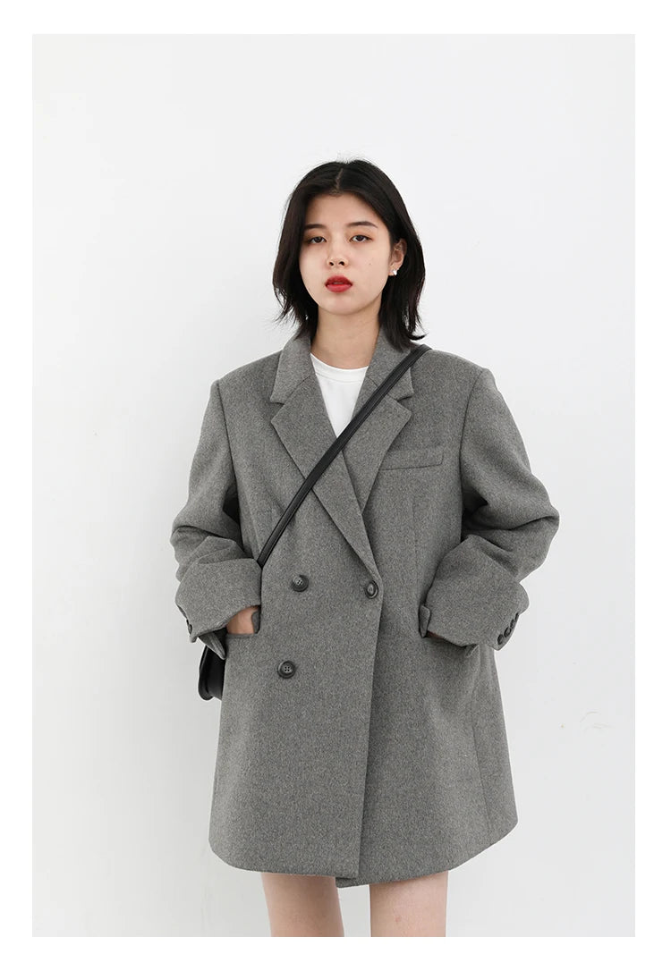 Wool Blend Mid-Length Coat – Refined Office Outerwear