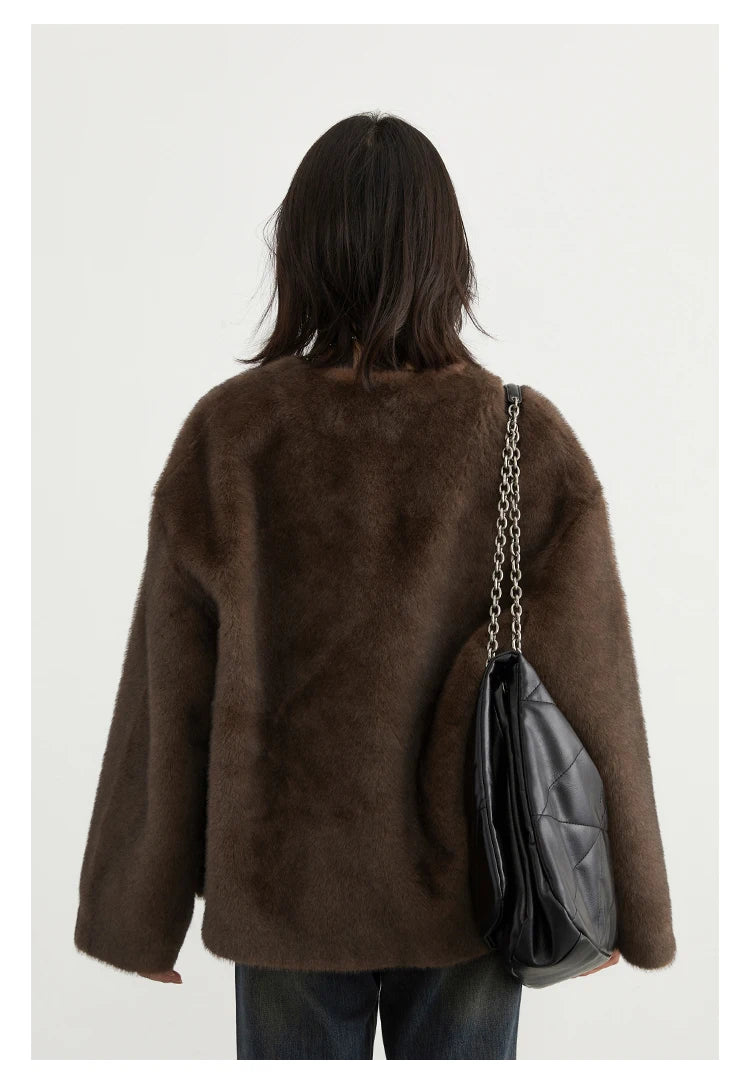 Plush V-Neck Overcoat – Cozy Winter Essential