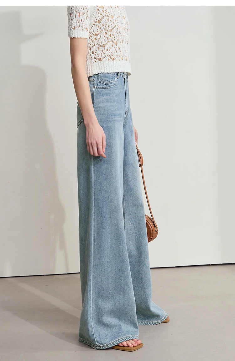 Wide-Leg Blue Jeans – Versatile Casual Statement