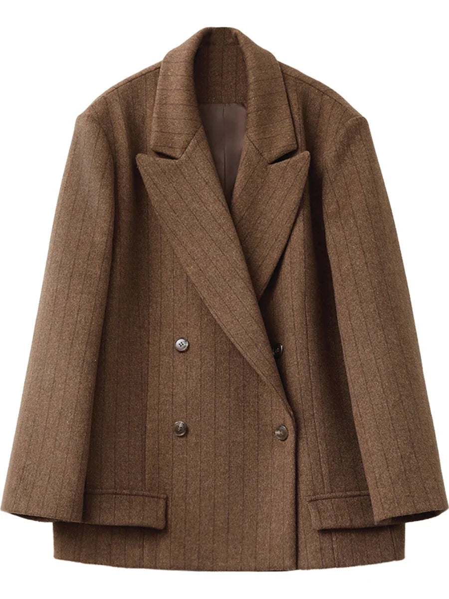 Double-Breasted Wool Blazer – Vintage-Inspired Power Dressing