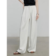 Classic High-Rise Denim Pants – Timeless Everyday Fit