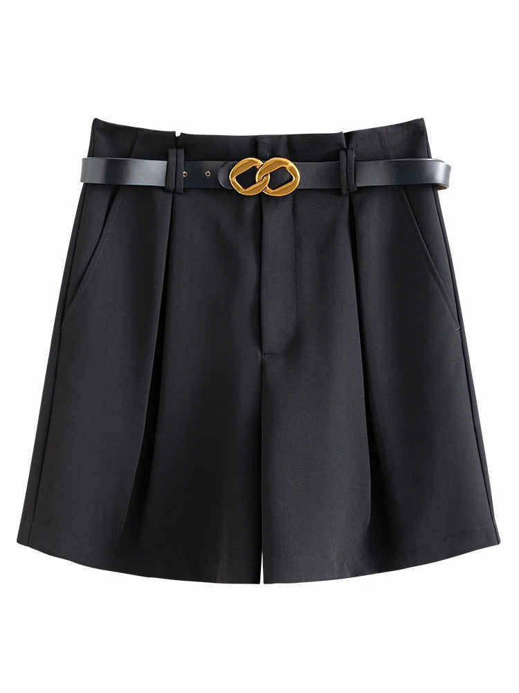 Minimalist High-Waist White Shorts – Belted Casual Chic