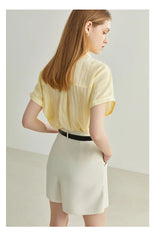Minimalist High-Waist White Shorts – Belted Casual Chic