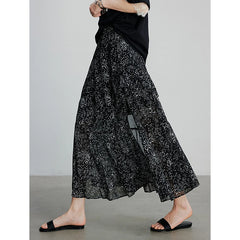 Elegant Flowy Skirt – Minimalist Summer Essential